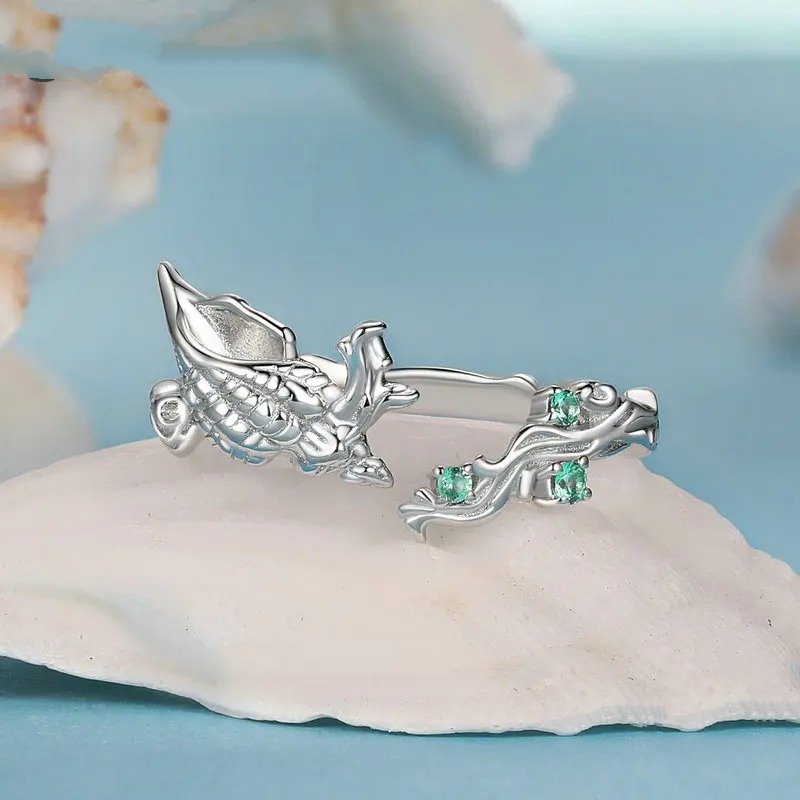 Offener Muschelring mit grünen Zirkonia-Einlagen, verstellbare Ringe der Ocean-Serie