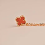 ¡®Lumi¡¯CLOVER MINI 9.5MM WHITE CARNELIANS NECKLACE