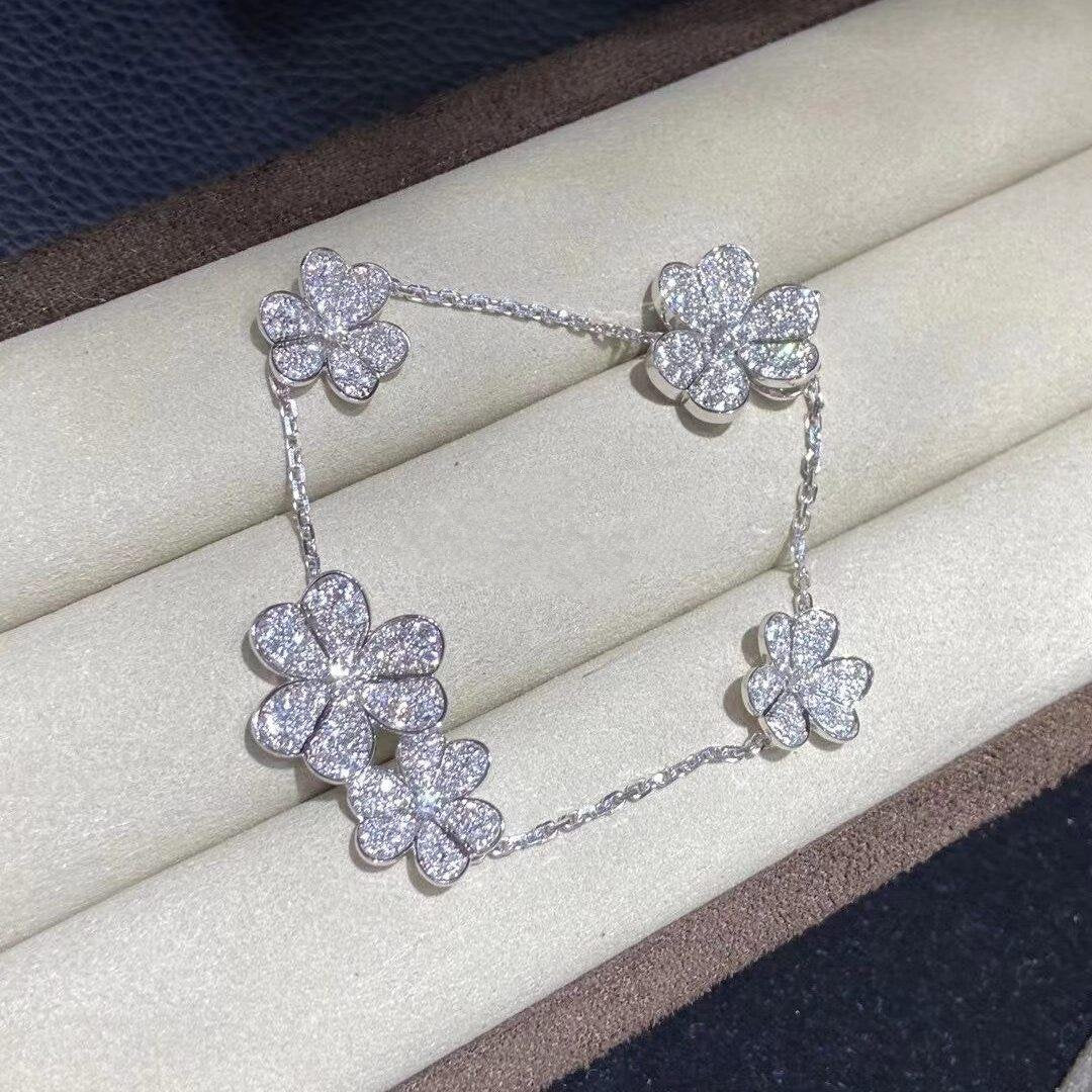 ¡®Lumi¡¯FRIVOLE SILVER 5 FLOWERS BRACELET