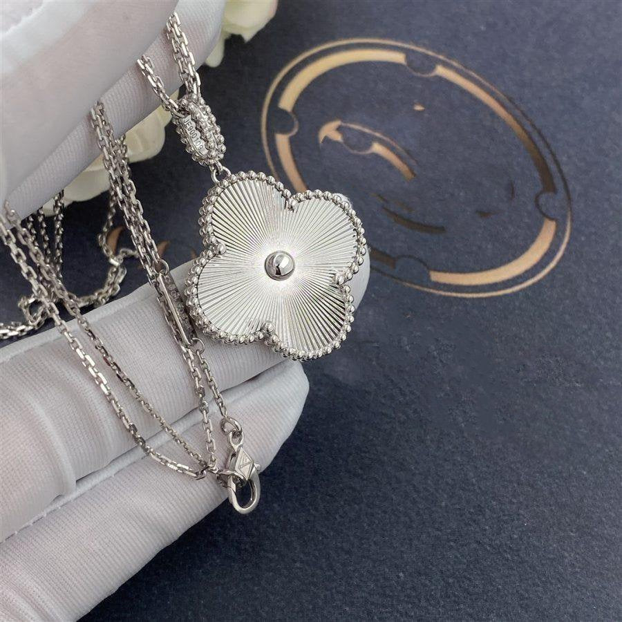 ¡®Lumi¡¯CLOVER 25MM SILVER BIG CLOVER NECKLACE