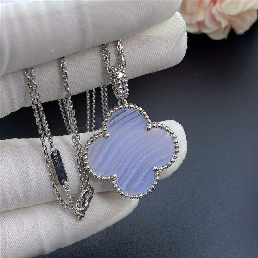 ¡®Lumi¡¯CLOVER SILVER CHALCEDONY BIG CLOVER NECKLACE